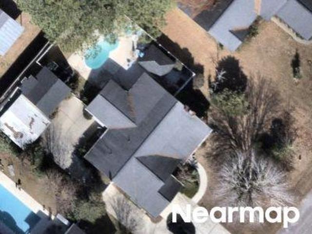 Sweetpine Ln