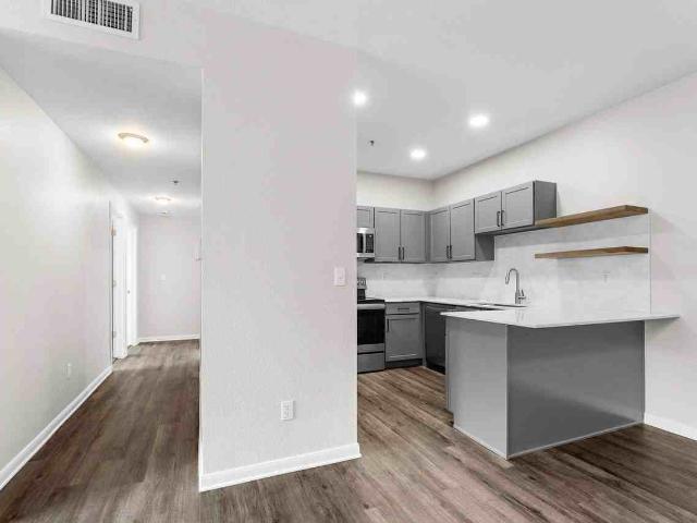 Switchback on Platte 1 Bedroom Apartment for Rent at 6419 S Vinewood St, Littleton, CO 80120