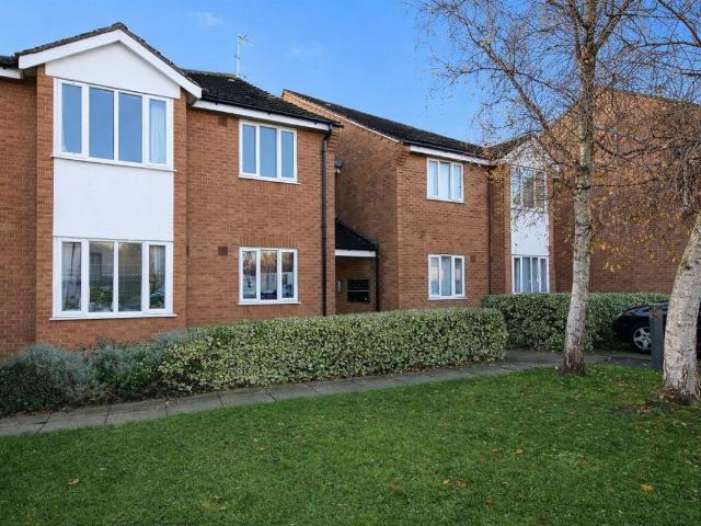 Swindon Close, Cheltenham GL51, 1 bed flat to rent, £895 pcm | PrimeLocation