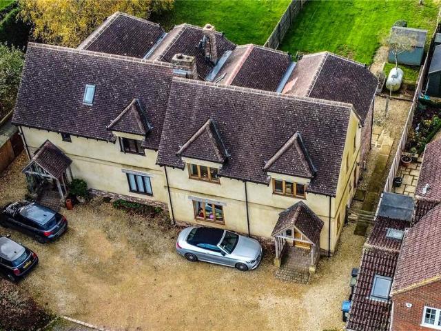Swindon SN4 3 bed semi detached house to rent £1,850 pcm £427 pw