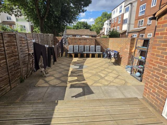 Swinfield Close, Feltham TW13, 3 bed terraced house to rent, £2,200 pcm | PrimeLocation