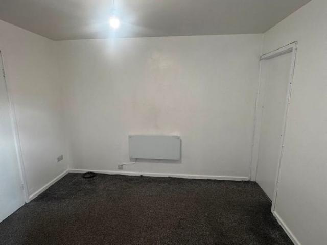 Swinley Road, Wigan WA1, 1 bed flat to rent, £575 pcm | PrimeLocation