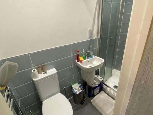 Swinton, M27 1 bed terraced house to rent £650 pcm £150 pw