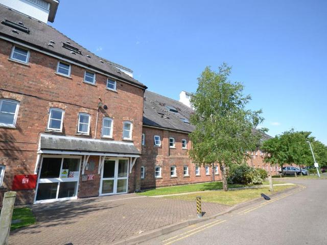 Swiss Terrace, King's Lynn PE30 1 bed apartment to rent £695 pcm £160 pw