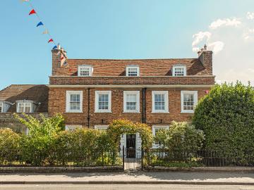 St. Thomas Street, Lymington SO41, 9 bed detached house to rent, £18,000 pcm | PrimeLocation