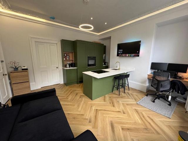 St. Thomas Terrace, Newcastle Upon Tyne NE1, 1 bed flat to rent, £1,400 pcm | PrimeLocation