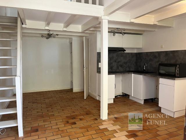 St Vallier de Thiey Maisonnette jumelée 2 pièces + terrasse