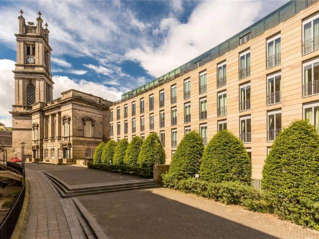 St Vincent Place, Edinburgh 1 bed apartment to rent £1,550 pcm £358 pw