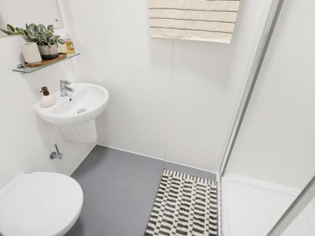 St Vincent Street, Glasgow G2 Studio to rent £1,690 pcm £390 pw