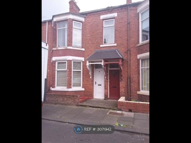 St. Vincent Street, South Shields NE33, 2 bed flat to rent, £550 pcm | PrimeLocation