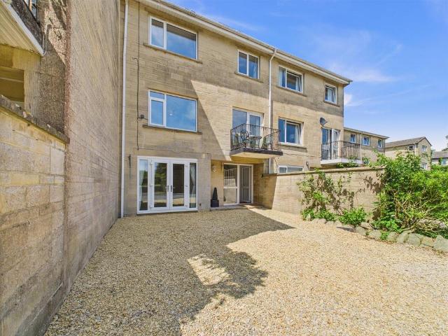 St. Winifreds Drive, Combe Down. 4 bed terraced house to rent £2,550 pcm £588 pw