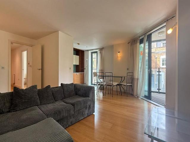 St Williams Court, Gifford Street. 1 bed apartment to rent £2,400 pcm £554 pw