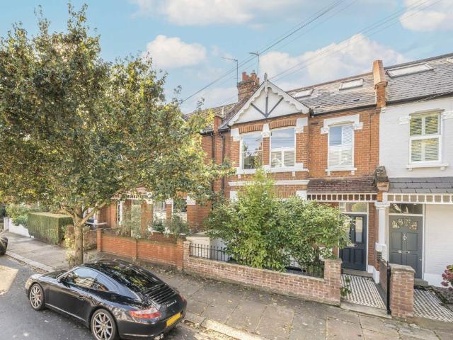 St. Albans Avenue, St Albans Avenue W4, 2 bed flat to rent, £2,400 pcm | PrimeLocation