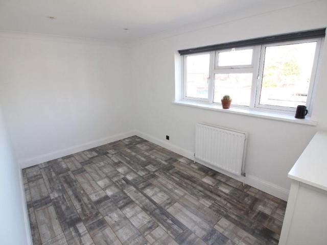 St Albans Road, Cheam SM1