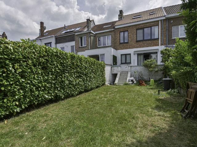 ST ALIX / 4 bedrooms