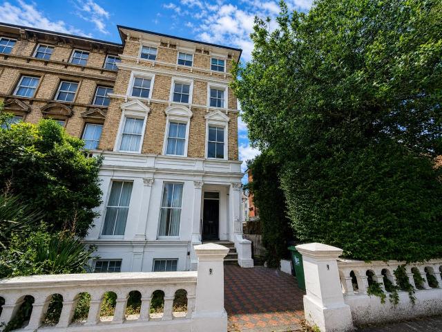 St Annes Road, Eastbourne BN21, 2 bed flat to rent, £1,250 pcm | PrimeLocation