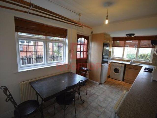 St. Annes Road, Leeds LS6, 3 bed shared accommodation to rent, £585 pppm | PrimeLocation