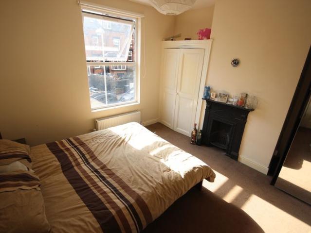 St Anns Mount, Burley, Leeds, West Yorkshire LS4, 3 bed terraced house to rent, £1,600 pcm | PrimeLocation