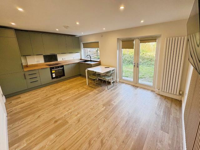 St. Anns Green, Burley, Leeds, West Yorkshire LS4, 5 bed semi detached house to rent, £3,055 pcm | PrimeLocation