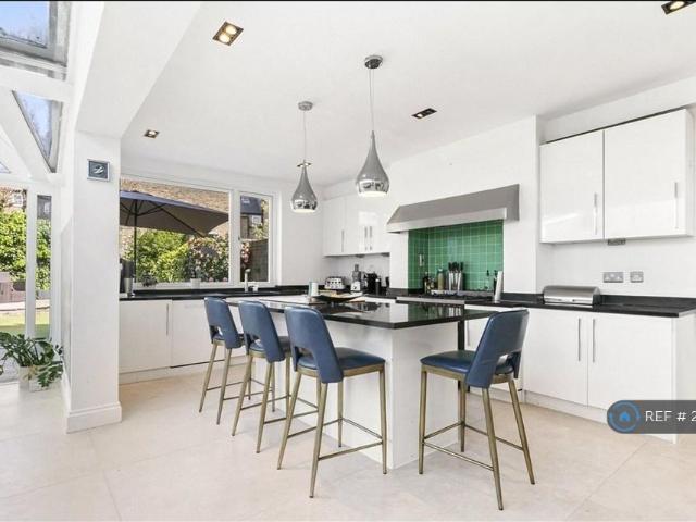 St Ann's Hill, London, SW18 4 bed end of terrace house to rent £6,850 pcm £1,581 pw