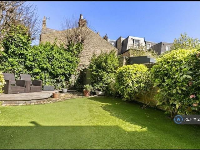 St Ann's Hill, London, SW18 4 bed end of terrace house to rent £6,850 pcm £1,581 pw