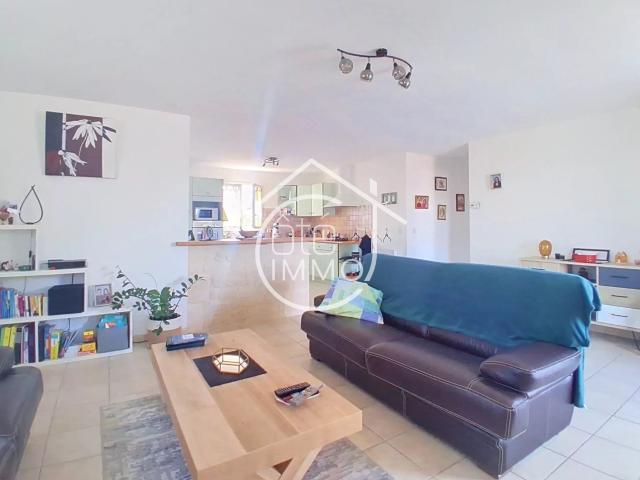 ST ANDRE/APPELLES: Villa PPied T4 garage terrain 2000 m² 93m² Saint André et Appelles