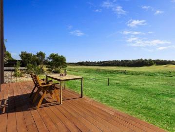 St Andrews Beach, Victoria - Equipped kitchen