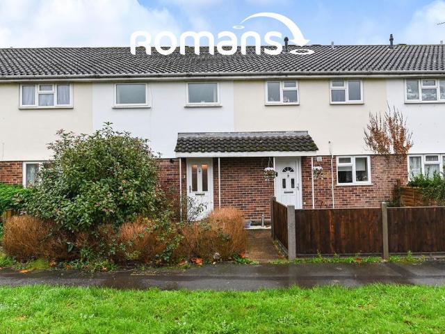 St. Andrews, Bracknell, RG12 3 bed terraced house to rent £1,650 pcm £381 pw