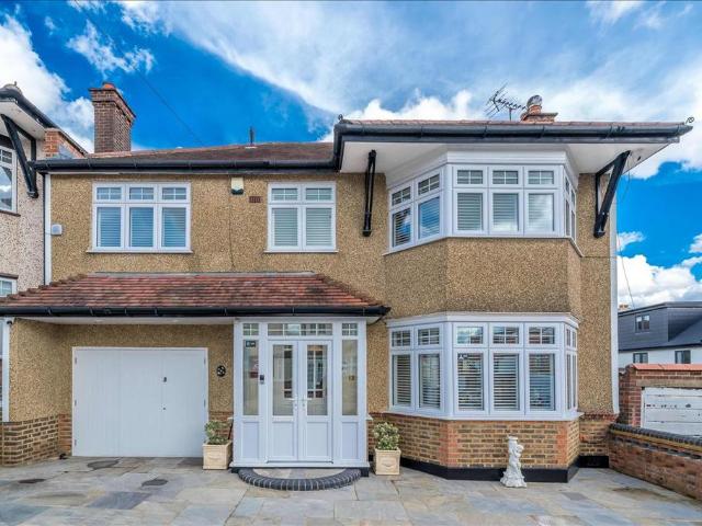 St Andrews Close, London, NW2 6HS, United Kingdom | 5 bed house for rent #129398317 | Rentberry