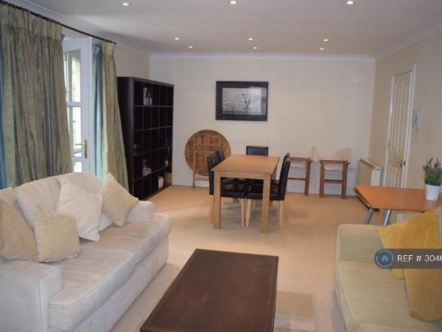 St Andrews Court, Durham, DH1 4 bed flat to rent £3,549 pcm £819 pw