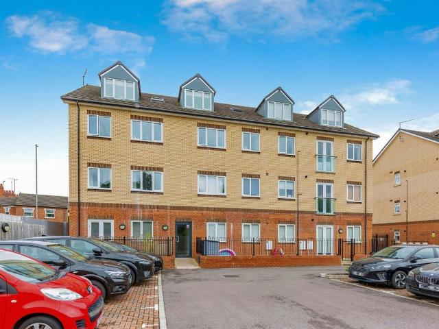St. Andrews Road, Northampton NN2, 2 bed flat to rent, £1,075 pcm | PrimeLocation