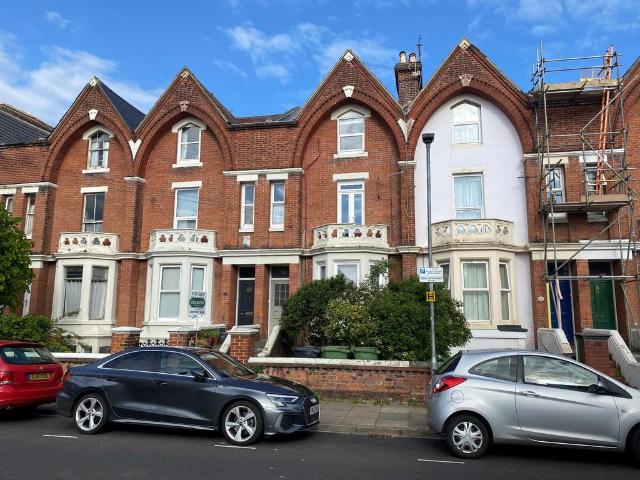 St Andrews Road, Southsea OPTIONAL. 1 bed flat to rent £995 pcm £230 pw