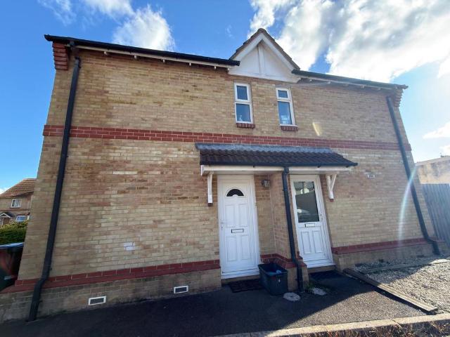 St. Andrews View, Taunton, TA2 2 bed house to rent £1,200 pcm £277 pw