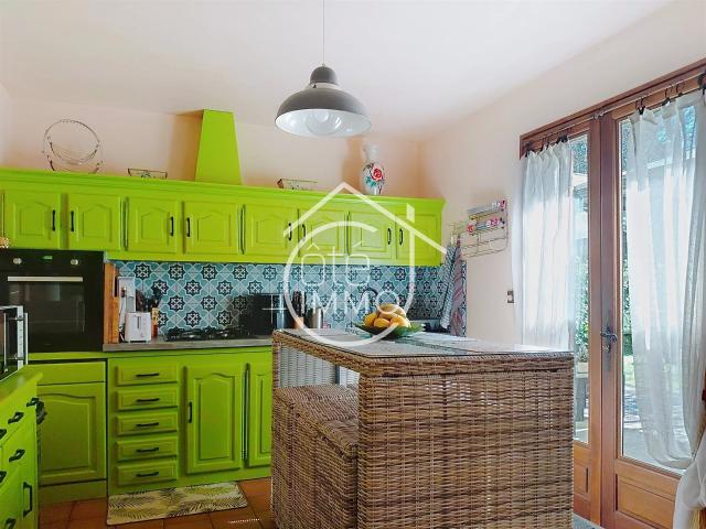 St Antoine de Breuilh: Maison de plain pied 100 m² avec pis. 103m² Saint Antoine de Breuilh