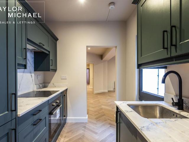St. Aubyns, Hove BN3, 2 bed flat to rent, £2,400 pcm | PrimeLocation
