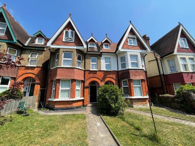 St Augustine Avenue, South Croydon 1 bed apartment to rent £1,200 pcm £277 pw