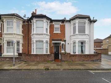 St. Augustine Road, Southsea. 5 bed terraced house to rent £2,700 pcm £623 pw