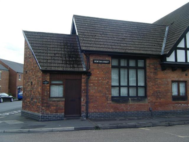 St Augustines Mews, Newton Street. 1 bed end of terrace house to rent £615 pcm £142 pw
