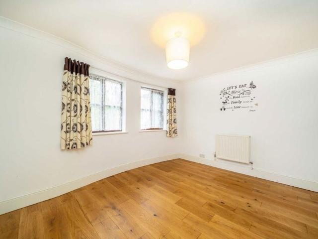 St. Augustines Avenue, CR2, London
