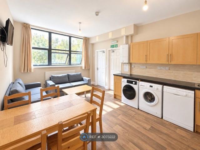 St Augustines Parade, Bristol BS1, 5 bed flat to rent, £4,000 pcm | PrimeLocation