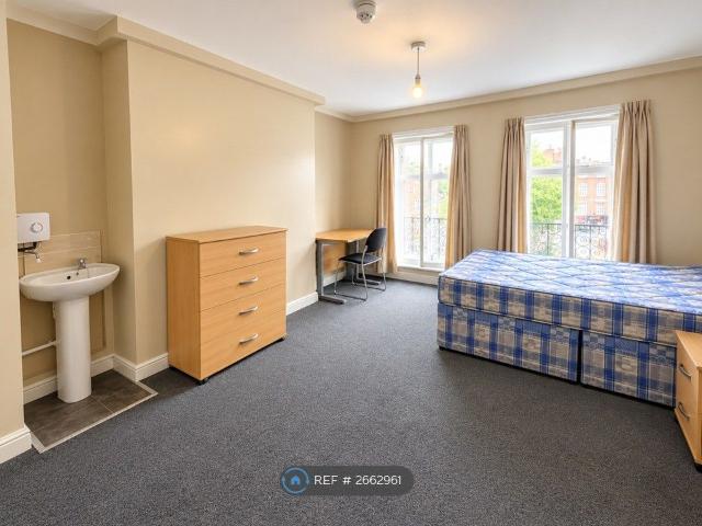 St Augustines Parade, Bristol BS1, 7 bed flat to rent, £5,845 pcm | PrimeLocation