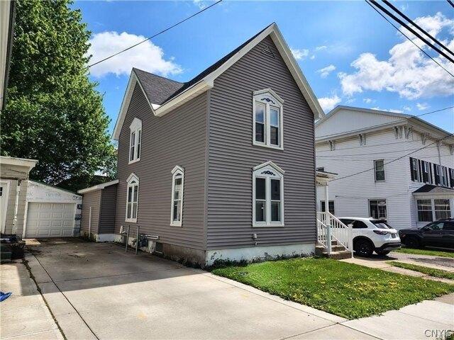 St Ave, Frankfort, Home For Sale