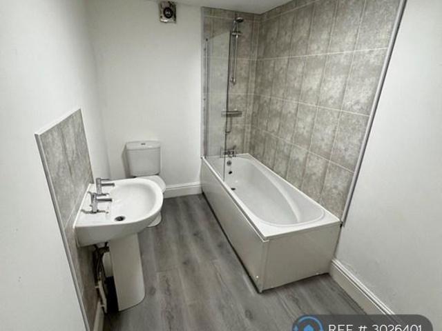 St. Barnabas Road, Middlesbrough, TS5 1 bed flat to rent £530 pcm £122 pw