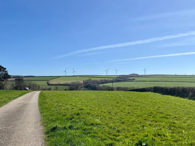 St. Breock, Wadebridge 3 bed detached bungalow to rent £2,000 pcm £462 pw