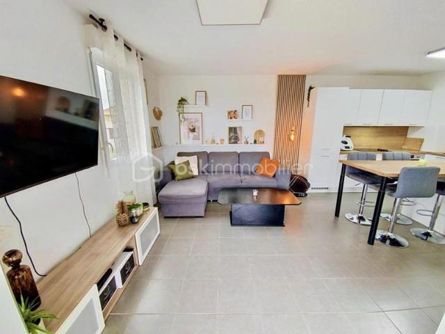 ST BRES APPARTEMENT T3 TERRASSE PLACE DE PARKING CLIMATISATION CALME ET RECHERCHÉ