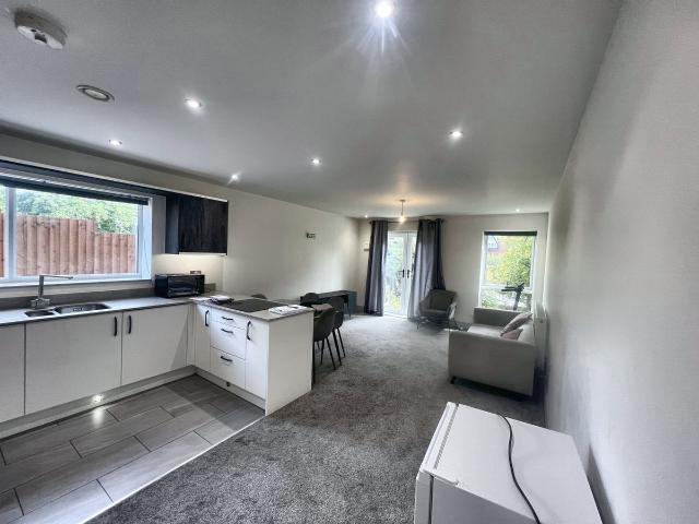 St. Catherines Close, Birmingham B15, 2 bed flat to rent, £1,400 pcm | PrimeLocation