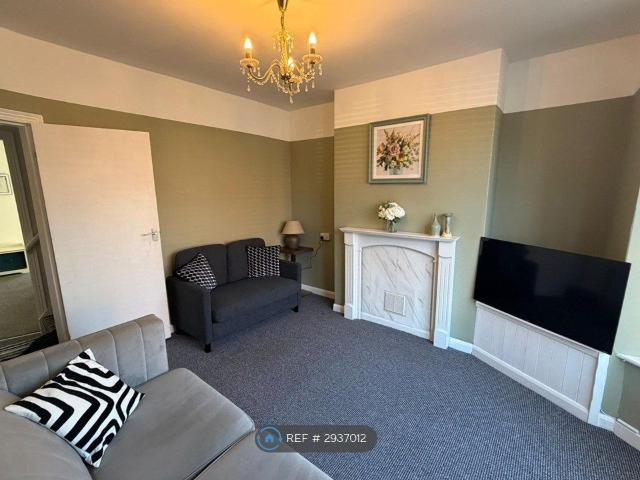 St. Catherines Grove, Lincoln LN5, 3 bed terraced house to rent, £2,850 pcm | PrimeLocation
