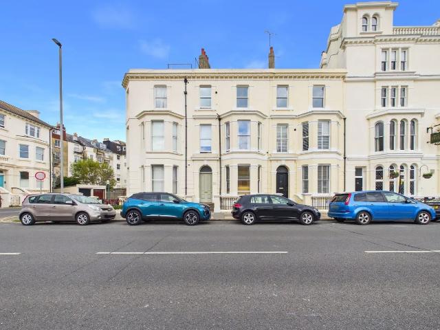 St. Catherines Terrace, Hove BN3, 1 bed flat to rent, £1,500 pcm | PrimeLocation