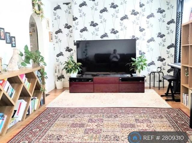 St Cedds Court, Grays, RM16 3 bed flat to rent £1,550 pcm £358 pw