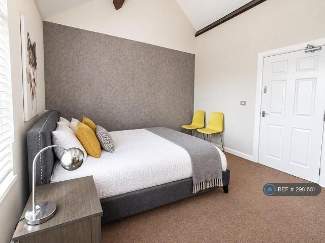 St Chads Road, Derby, DE23 1 bed in a flat share to rent £525 pcm £121 pw